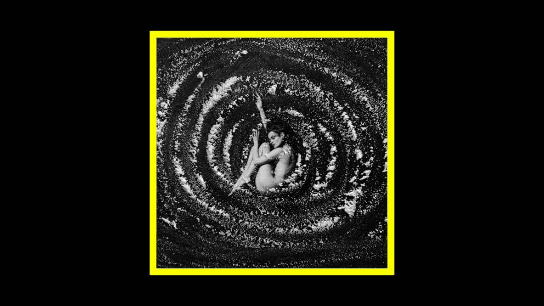 Eydís Evensen - Oceanic Mirror Radioaktiv